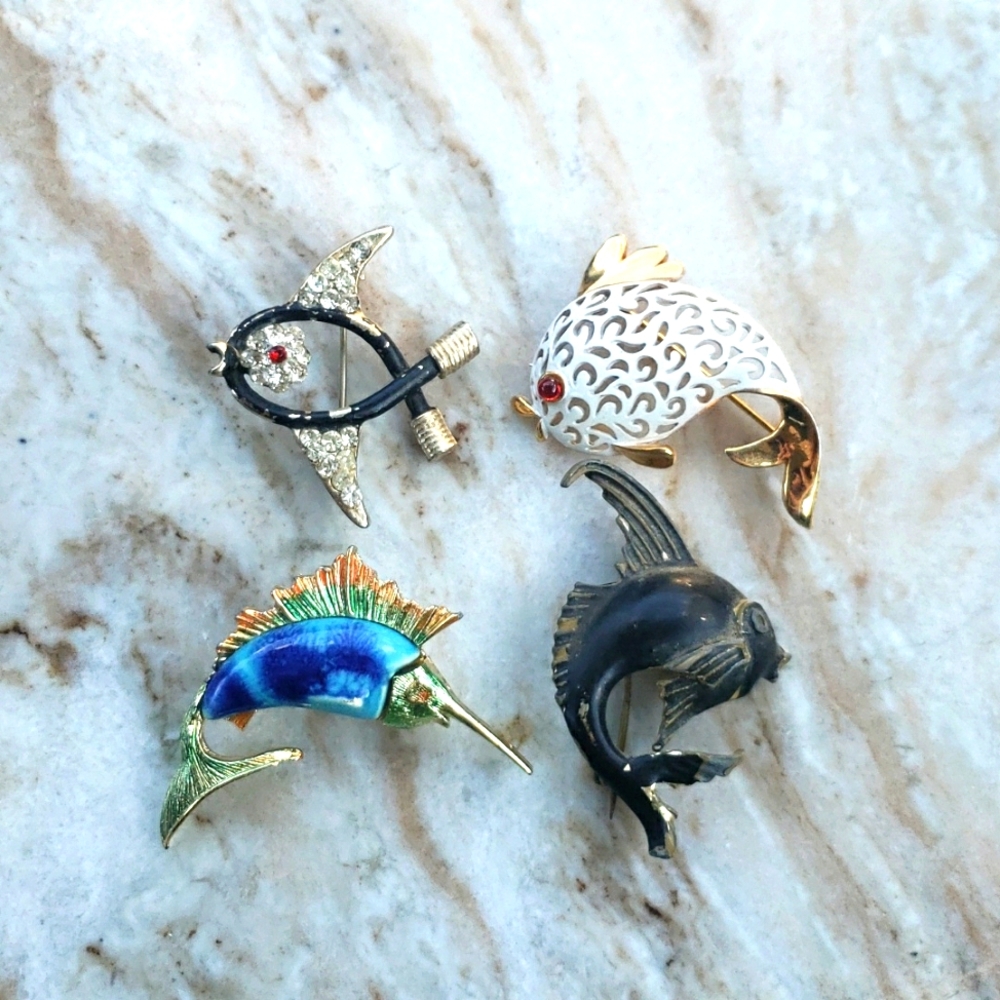 Lot of 4 Vintage Fish Brooches - Picture 1 of 8